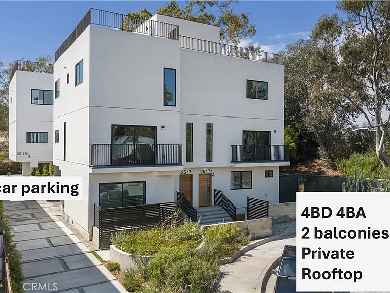 2517 Alsace Ave — Photo 1