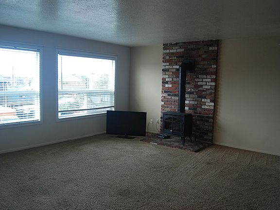 front upper living room