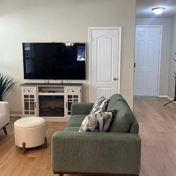 1013 Bruni Ct — Photo 14