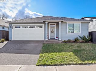 1593 NE Forest Park St, Estacada, OR 97023