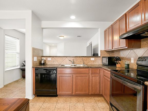 5th image of 2306 Howry