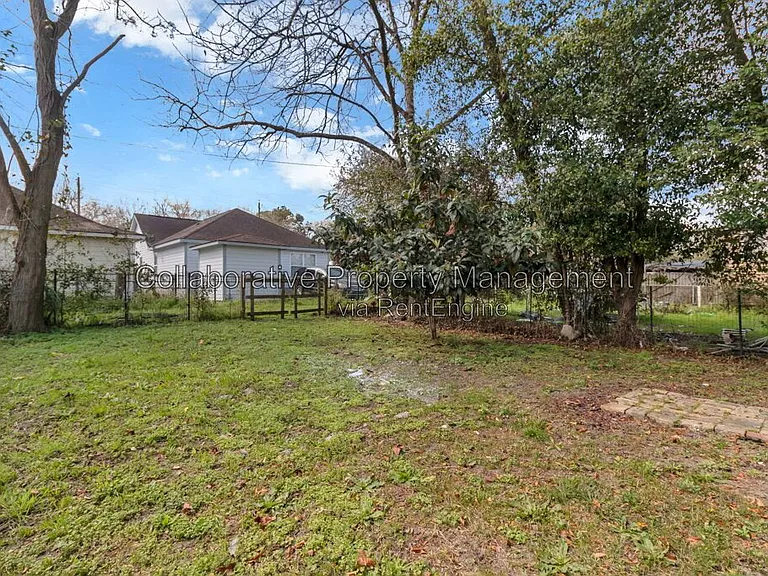 2025 Eppinger St — Photo 18