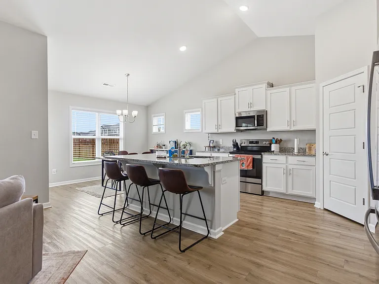 200 Grist Mill Dr — Photo 6