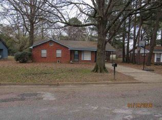 1024 Locust St, Marks, MS 38646