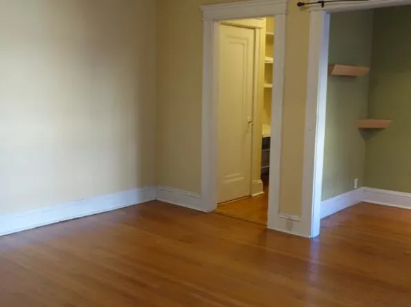 118 Riverway, Boston, MA