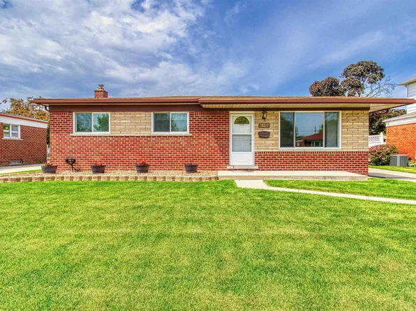 28227 Sutherland Dr, Warren, MI 48088