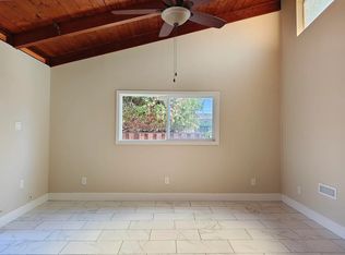 522 Lagunitas Ln, Hayward, CA 94544