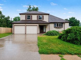 1801 Sherry Dr, Bellevue, NE 68005