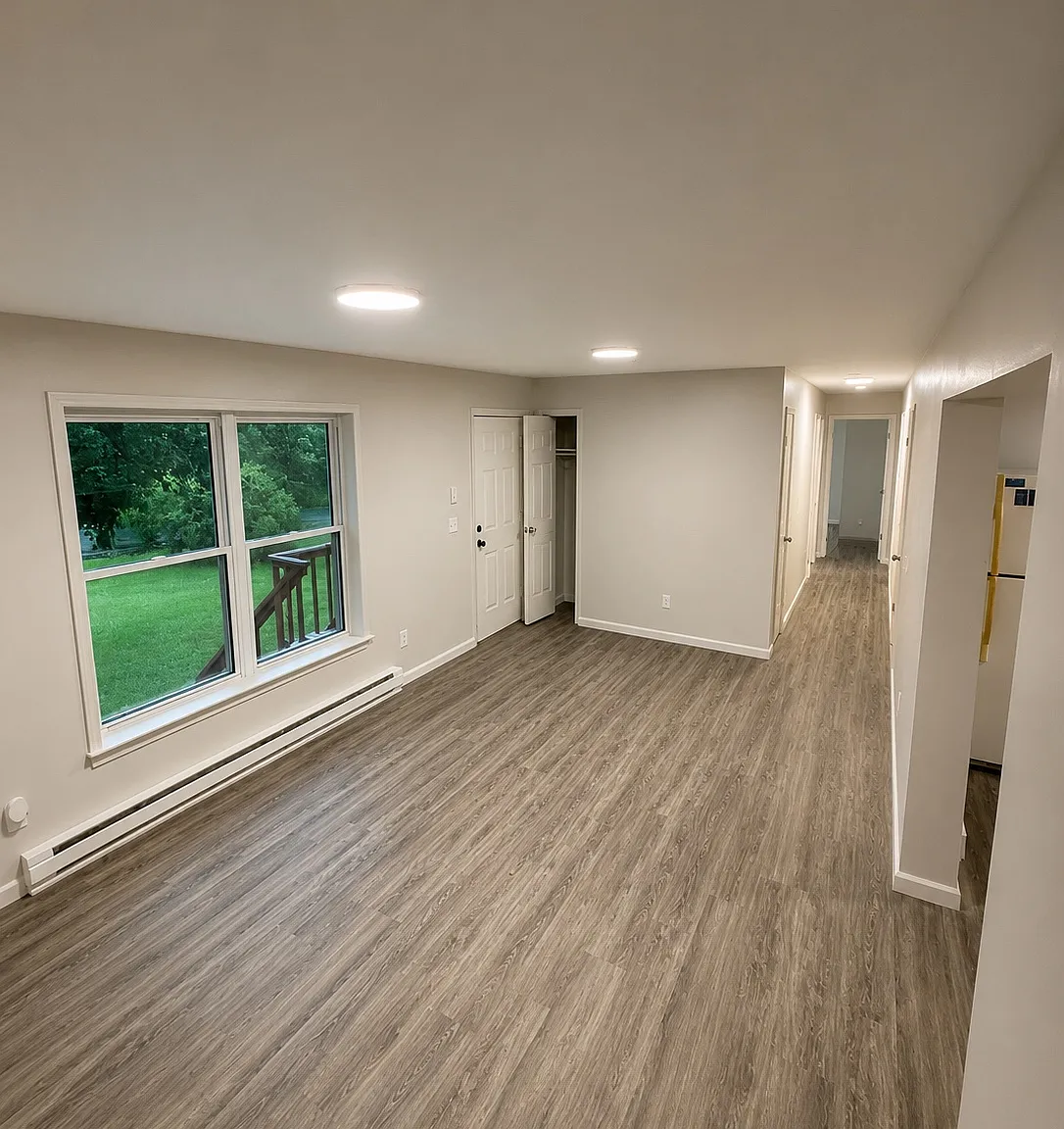 3 bed, $2,200 — Photo 3