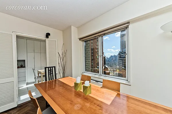 Rented by Corcoran | media 30