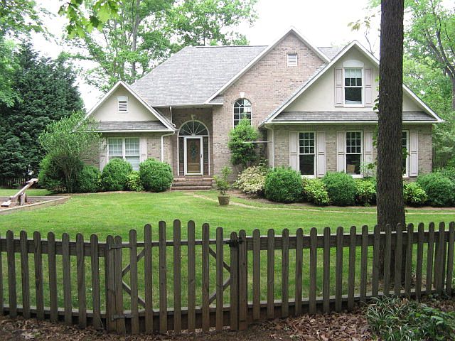 1st image of 1377 Lake Point Dr