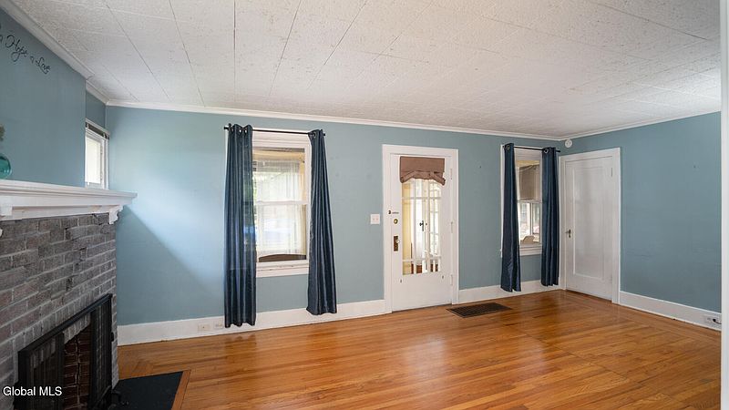 5th image of 5 Sampson Avenue