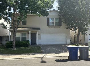 1272 Brightday Dr, Merced, CA 95348