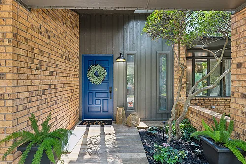 3911 Morrison Cir Photo 1