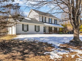 3796 Thorncrest Dr, Jackson, MI 49203