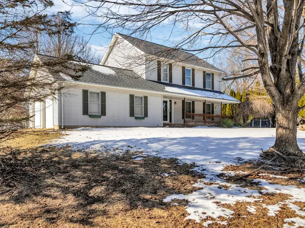 3796 Thorncrest Dr, Jackson, MI 49203