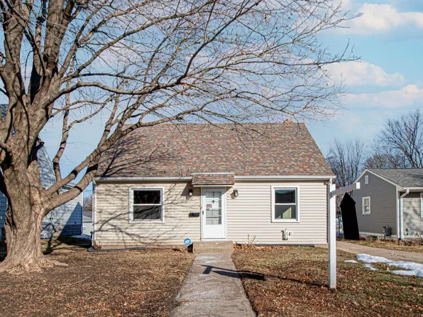 661 Montana Ave E, Saint Paul, MN 55106