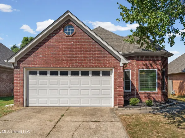 5967 Alexandria Ln, Southaven, MS 38671