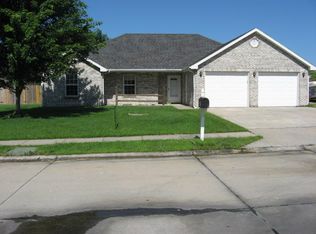505 Winterway Dr, Ashland, MO 65010