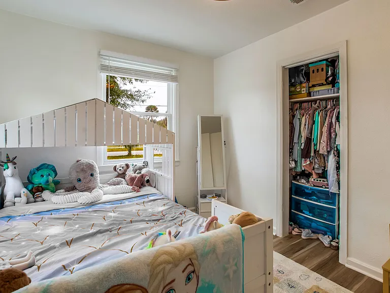 102 Alba Plena St — Photo 29