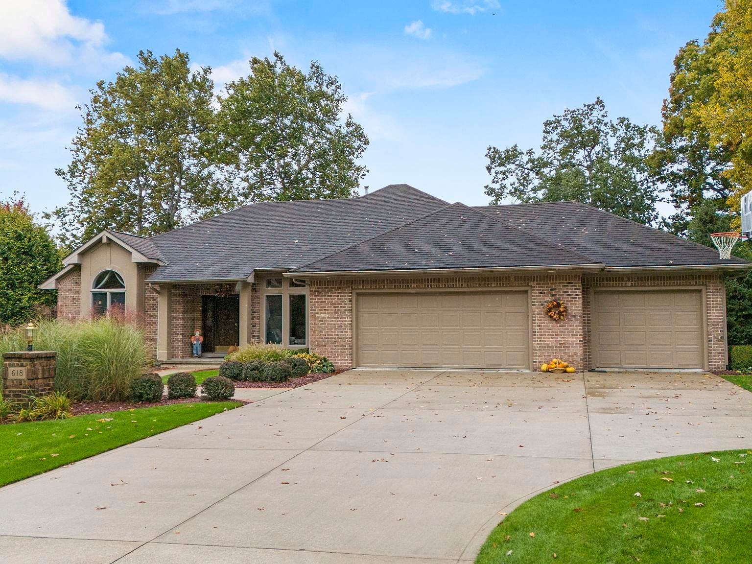 618 N Shore Dr, Kendallville, IN 46755 Zillow