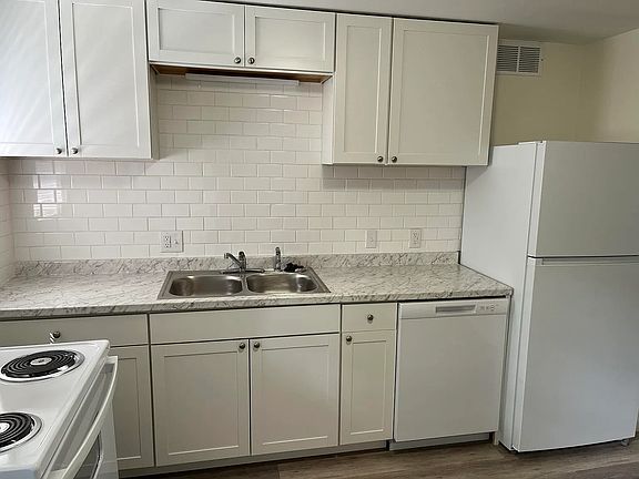 2nd image of 316 E William St APT 8