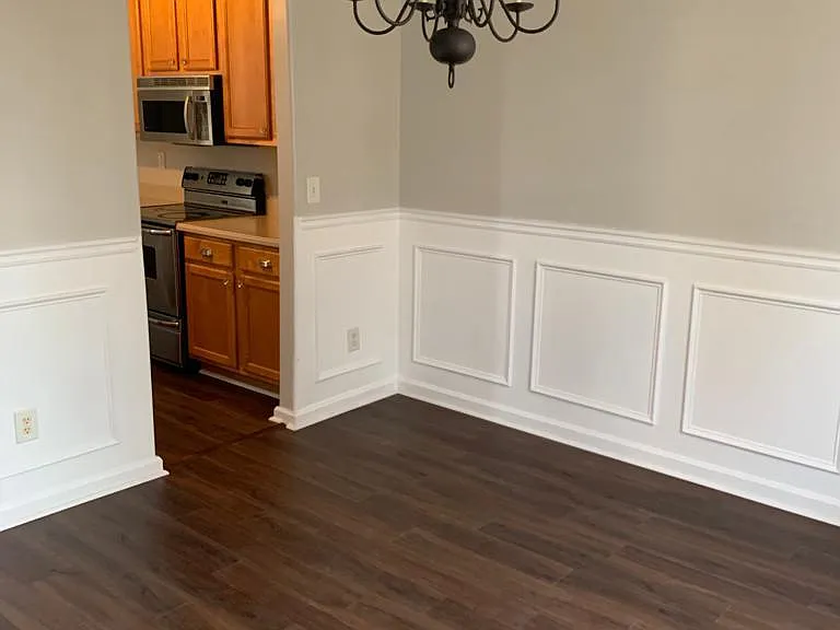 8012 Abington Dr — Photo 20
