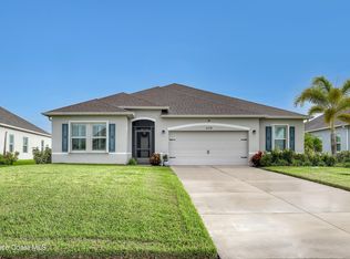 4428 Lago Vista Dr, Sebastian, FL 32976