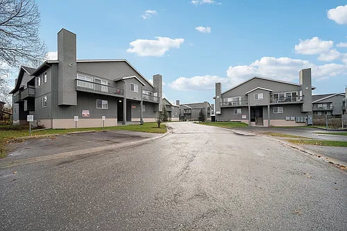 ReNew Bayshore Townhomes Photo 1