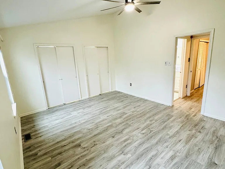 22 Wyckwood Ct — Photo 25