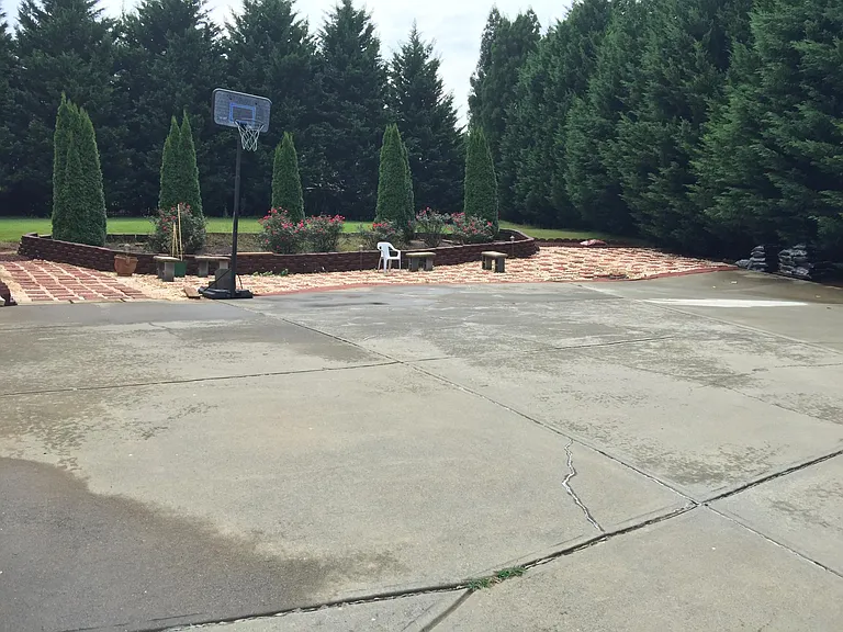 570 Richland Pkwy — Photo 11