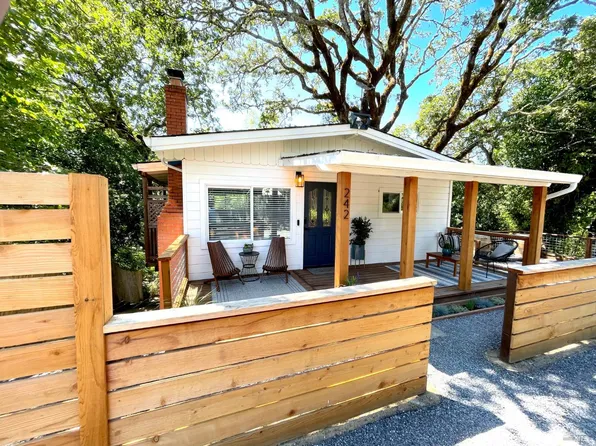 242 Vila Road, Forestville, CA 95436