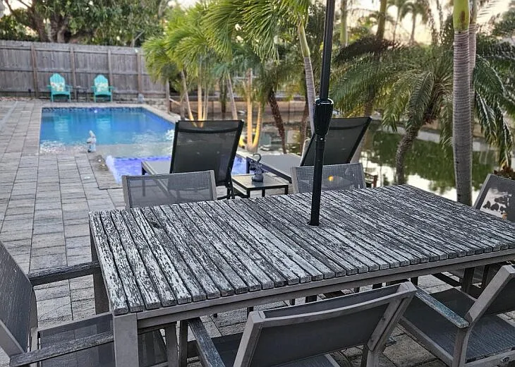 Grill Area with Driftwood Table Seating for 6