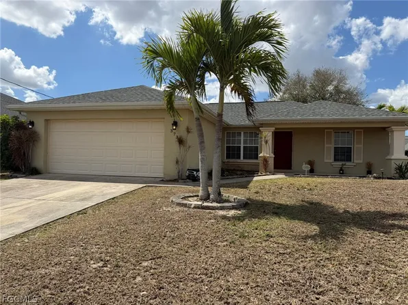 3732 NE 12th Pl, Cape Coral, FL 33909