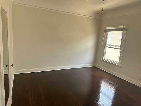3rd image of 834 S Orange Grove Ave APT 7