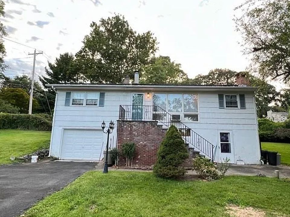 1st image of 19 Chestnut St