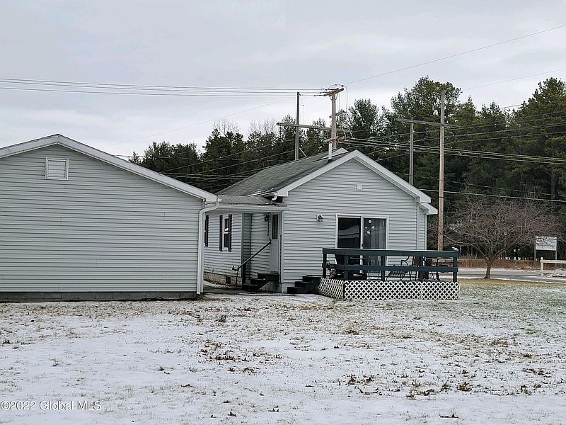 5th image of 411,415 Luzerne Road