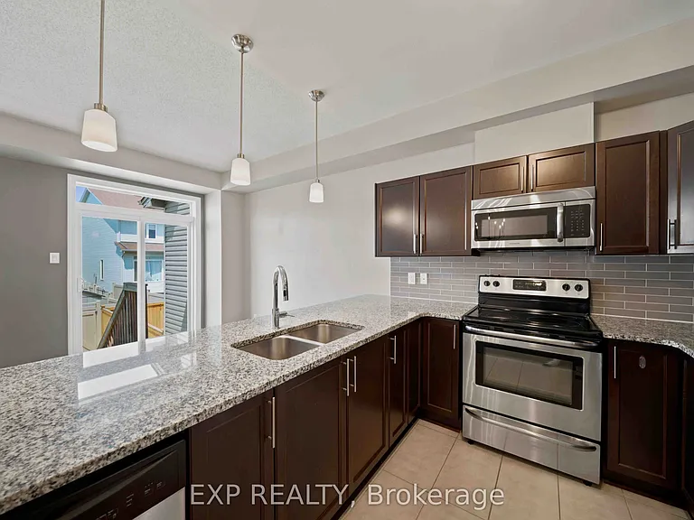 615 Spring Valley Dr — Photo 6