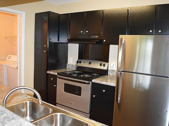 2nd image of 1210 Club Pkwy
