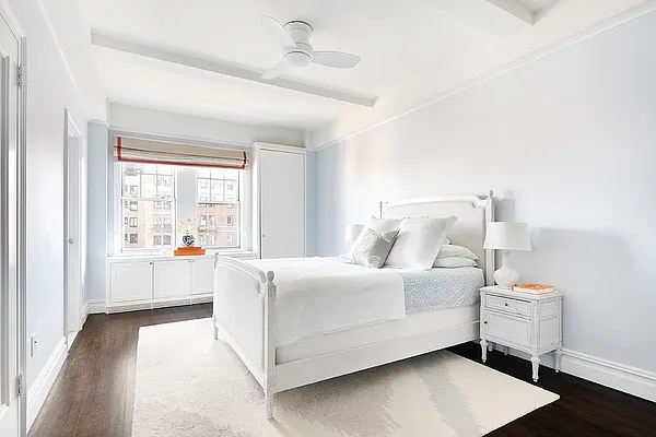 Sold by Compass | media 21