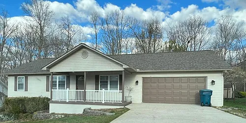 392 Southridge Cir Photo 1