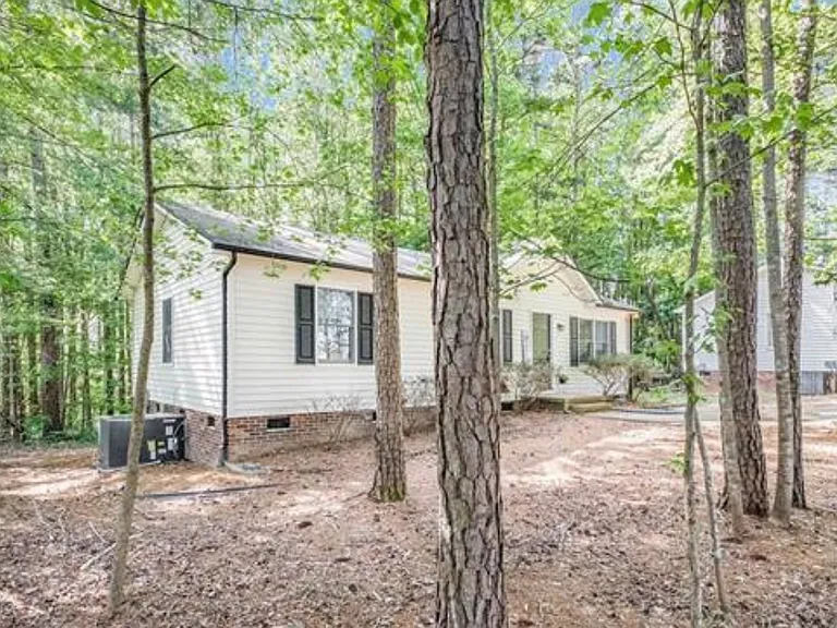 1816 Azalea Ave — Photo 10