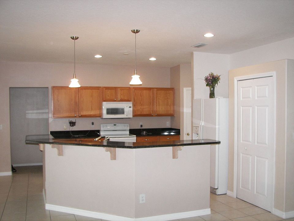 Kitchen granite counters