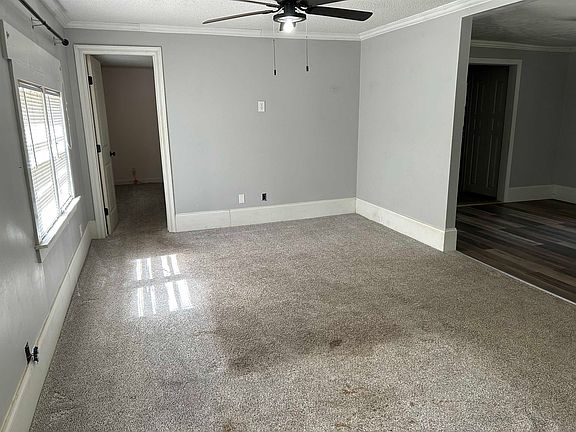 2nd image of 123 E Pine St.