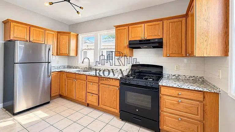 349 Yale Ave — Photo 1