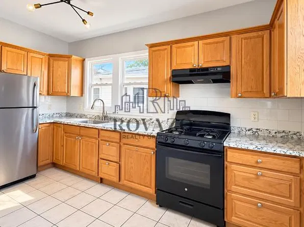 349 Yale Ave Floor 2, Hillside, NJ 07205