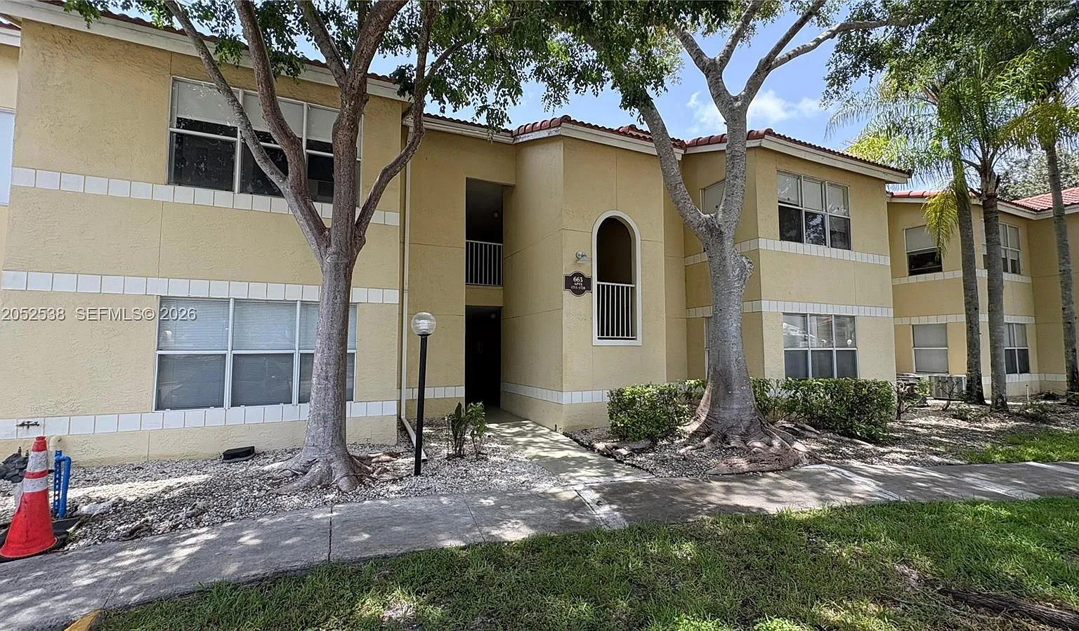 Isles At Lago Mar Condo — Photo 2