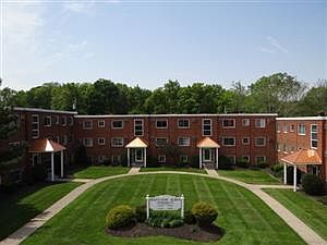 2nd image of 5415 Big Creek Pkwy APT 3