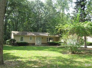 6535 Clover Ln, Lambertville, MI 48144