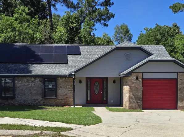 8182 Crystal Wells Pl, Pensacola, FL 32514